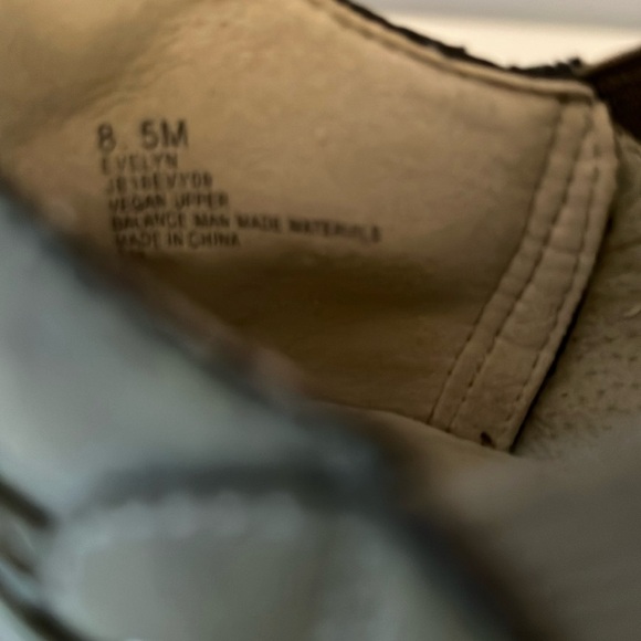 JBU Army Green Evelyn Slip On Vegan Booties With Back Ties Laser Cutout Size 8.5 - Picture 6 of 7